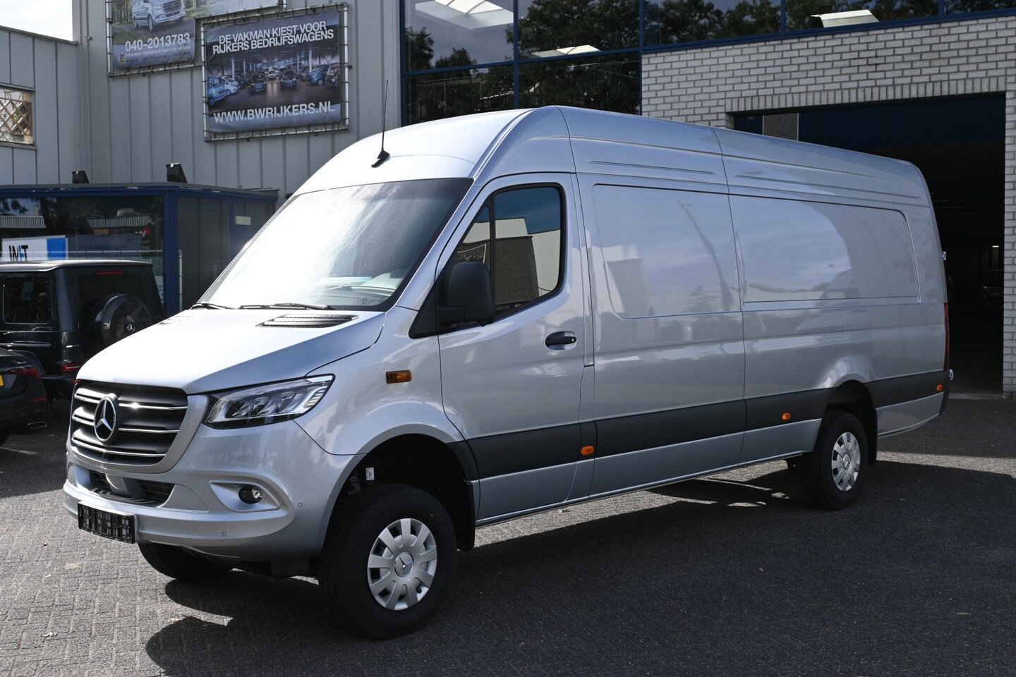 Mercedes-Benz Sprinter - 319 CDI 4x4 L4H2 Select MAXI Distronic, Geveerde stoel, LED, 360 Camera - AutoWereld.nl