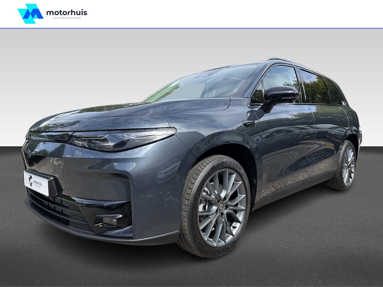 Leapmotor C10 - REEV Design 28,4 kWh | 215pk | Automaat | Panoramadak | Canopy Grey | Midnight Aurora - AutoWereld.nl