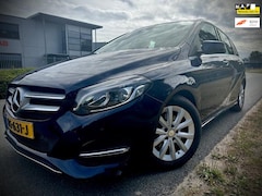 Mercedes-Benz B-klasse - 200 d Business Solution, NIEUWSTAAT, AUTOMAAT, LAGE KM, NAP, DEALERONDERHOUDEN, NIEUWE APK