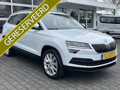 Skoda Karoq - 1.5 TSI DSG Style Business Pano ACC Trekhaak Leder Canton