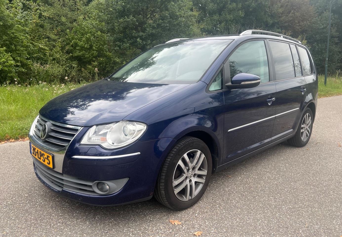 Volkswagen Touran - 2.0 TDI Comfortline Clima- Elec. Ramen- Radio- Trekhaak- Lmv. - AutoWereld.nl