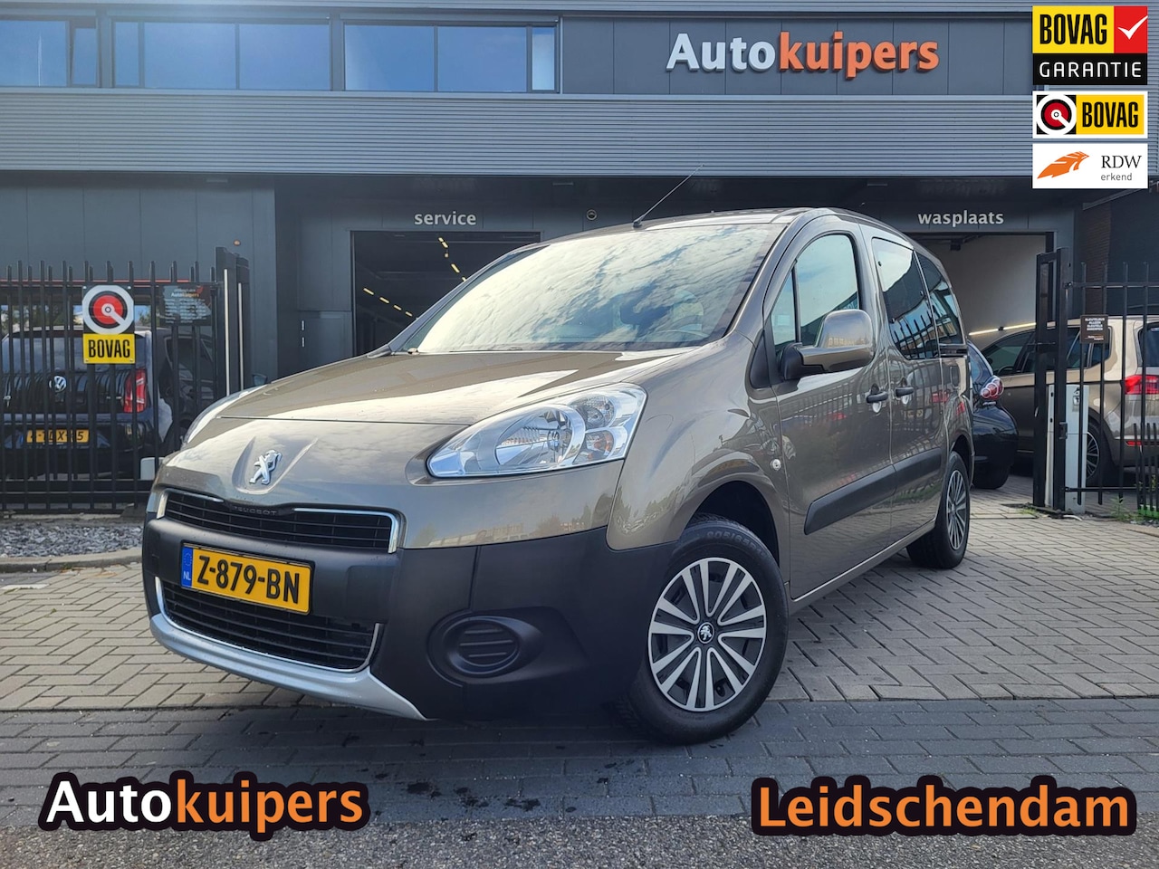 Peugeot Partner Tepee - 1.6 VTi Access | Met airco, elektrische ramen, parkeersensoren en schuifdeuren! - AutoWereld.nl