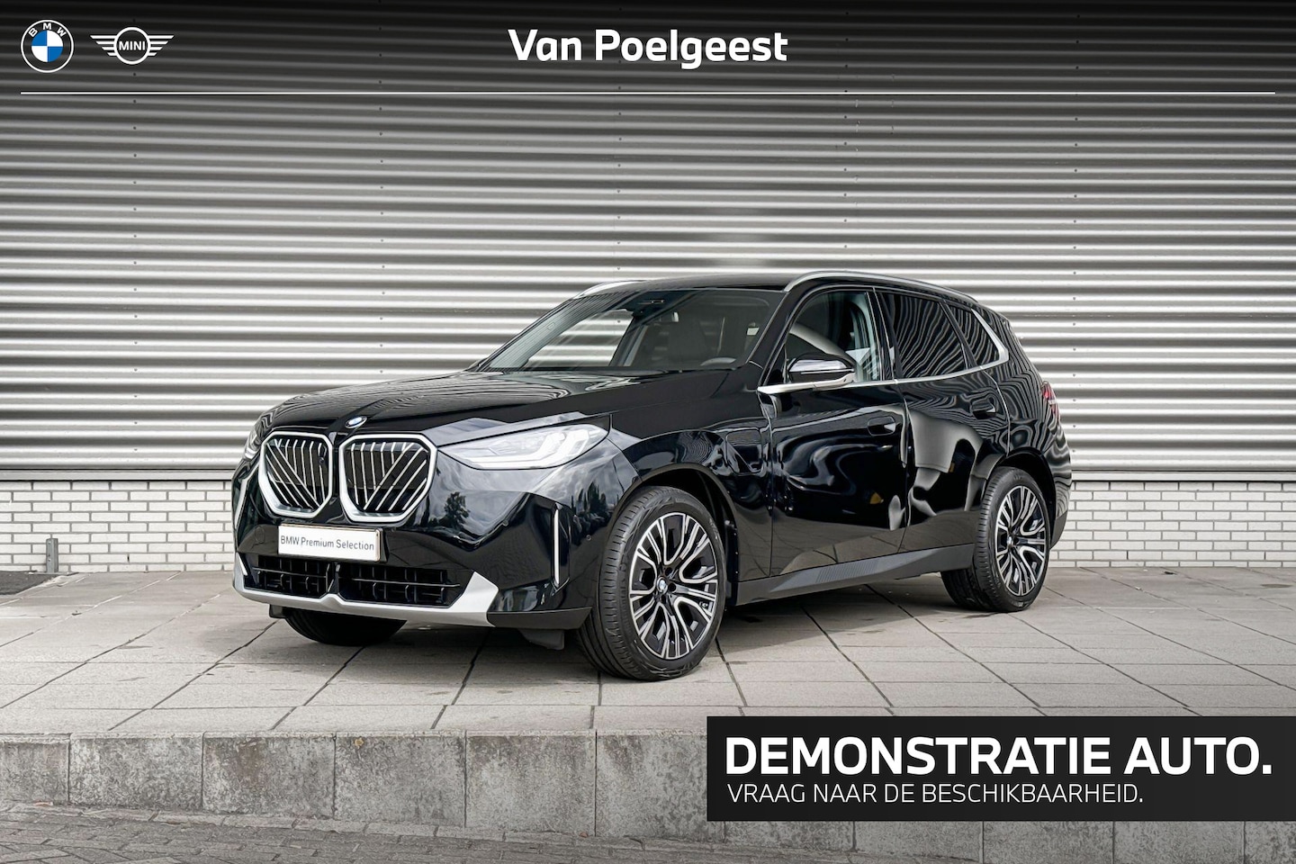 BMW X3 - 30e xDrive Professional Pack / Comfort Pack / Panoramadak / Trekhaak - AutoWereld.nl