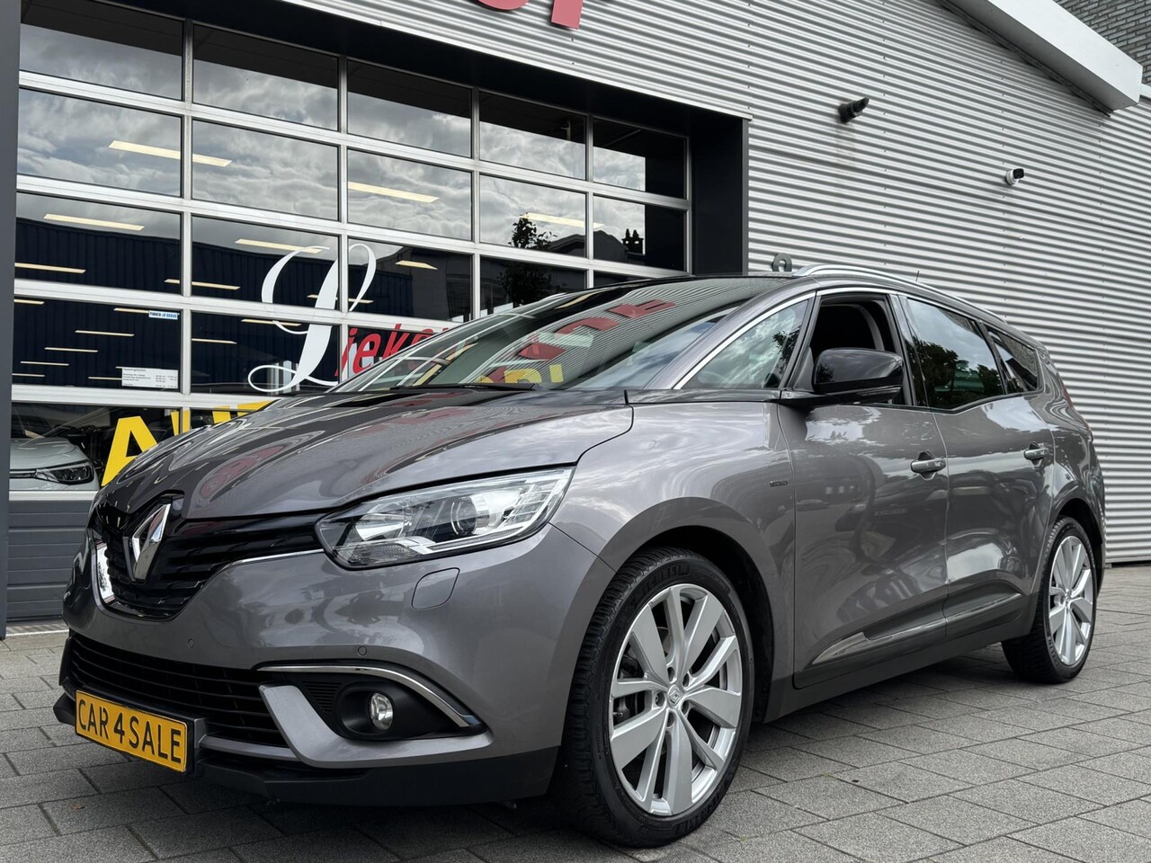 Renault Grand Scénic - 1.3 TCe Limited - Automaat I Navigatie I Airco I Achteruitrij Camera I LED/PDC I Dealer on - AutoWereld.nl