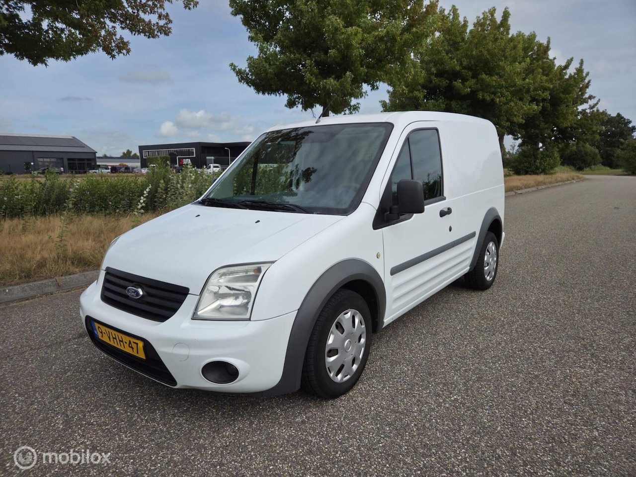 Ford Transit Connect - T200 1.8 TDCi Ambiente AIRCO NIEUWE APK - AutoWereld.nl