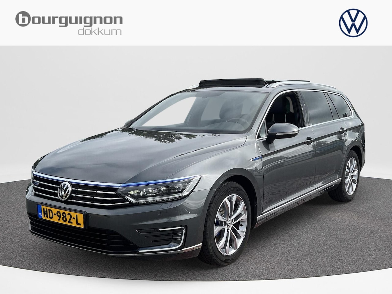 Volkswagen Passat Variant - 1.4 TSI GTE Connected Series Plus | Pano | Trekhaak | Ergo | - AutoWereld.nl