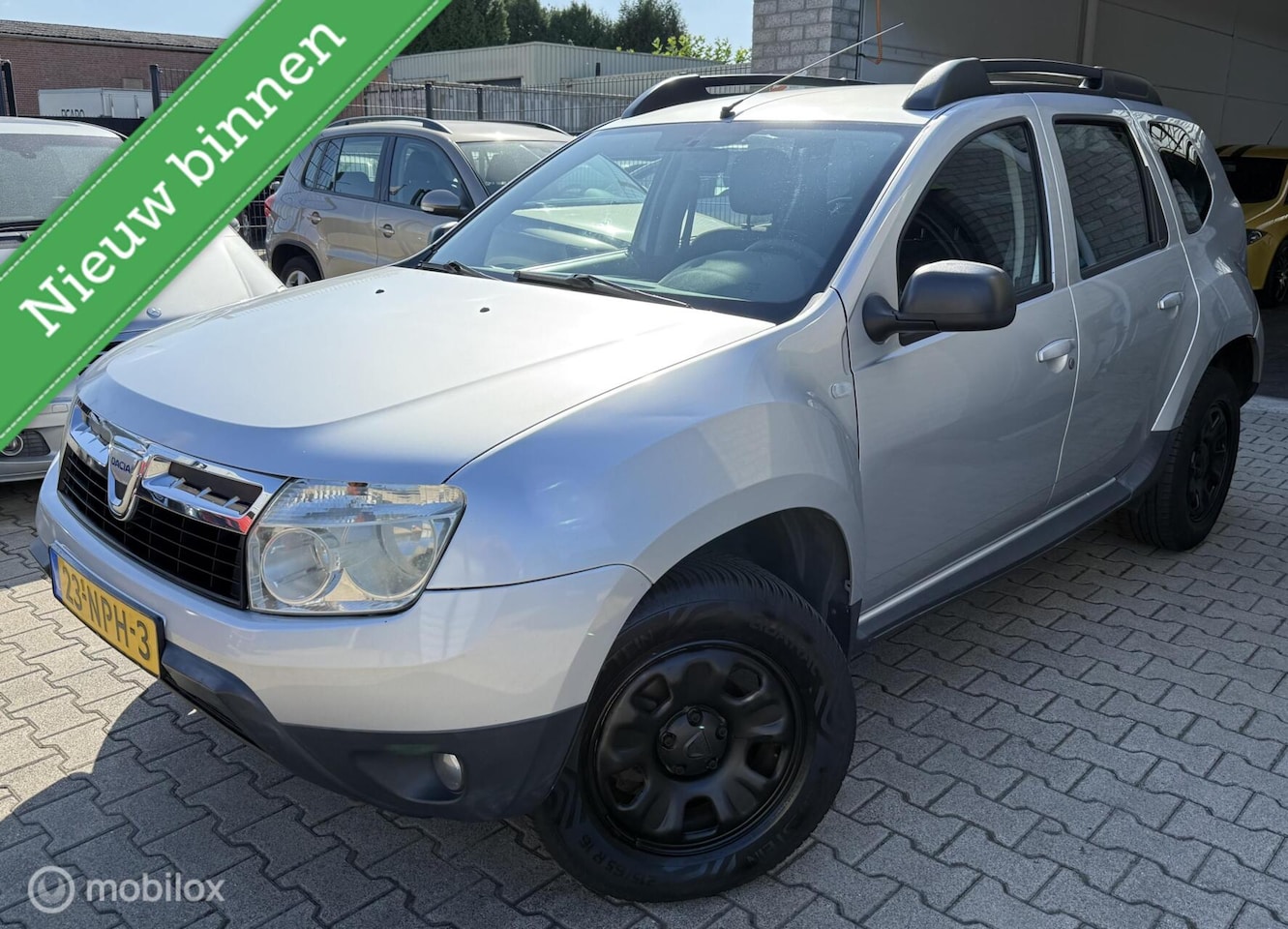 Dacia Duster - 1.6 Lauréate 2wd / BJ 2010 / Origineel NL Auto! - AutoWereld.nl