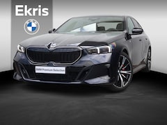 BMW 5-serie - 520i M Sportpakket Pro/ Comfort Access/ Achteruitrijcamera/ Panoramadak/ Stoelventilatie/