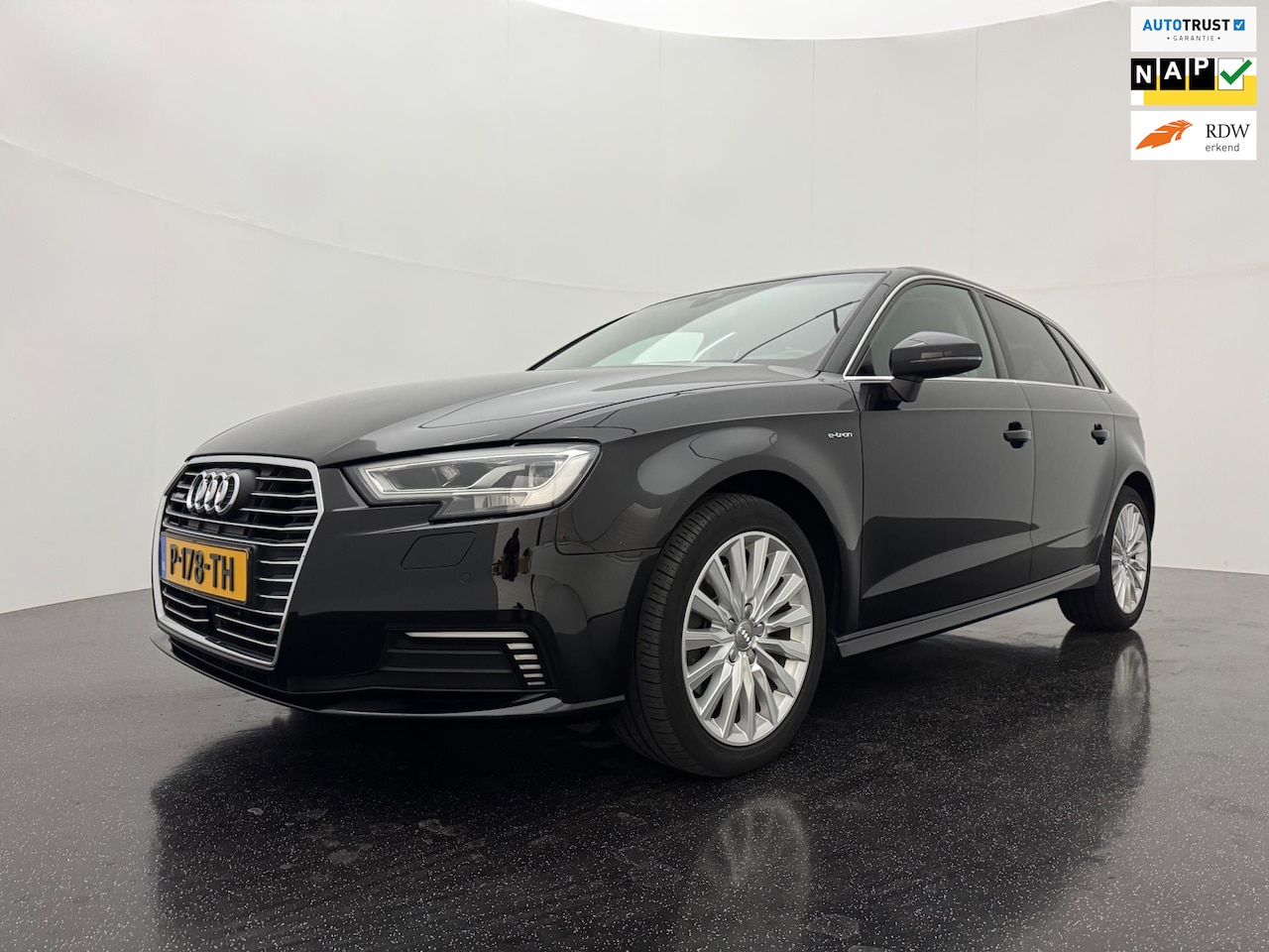 Audi A3 Sportback - 1.4 e-tron Sport 1.4 e-tron Sport - AutoWereld.nl