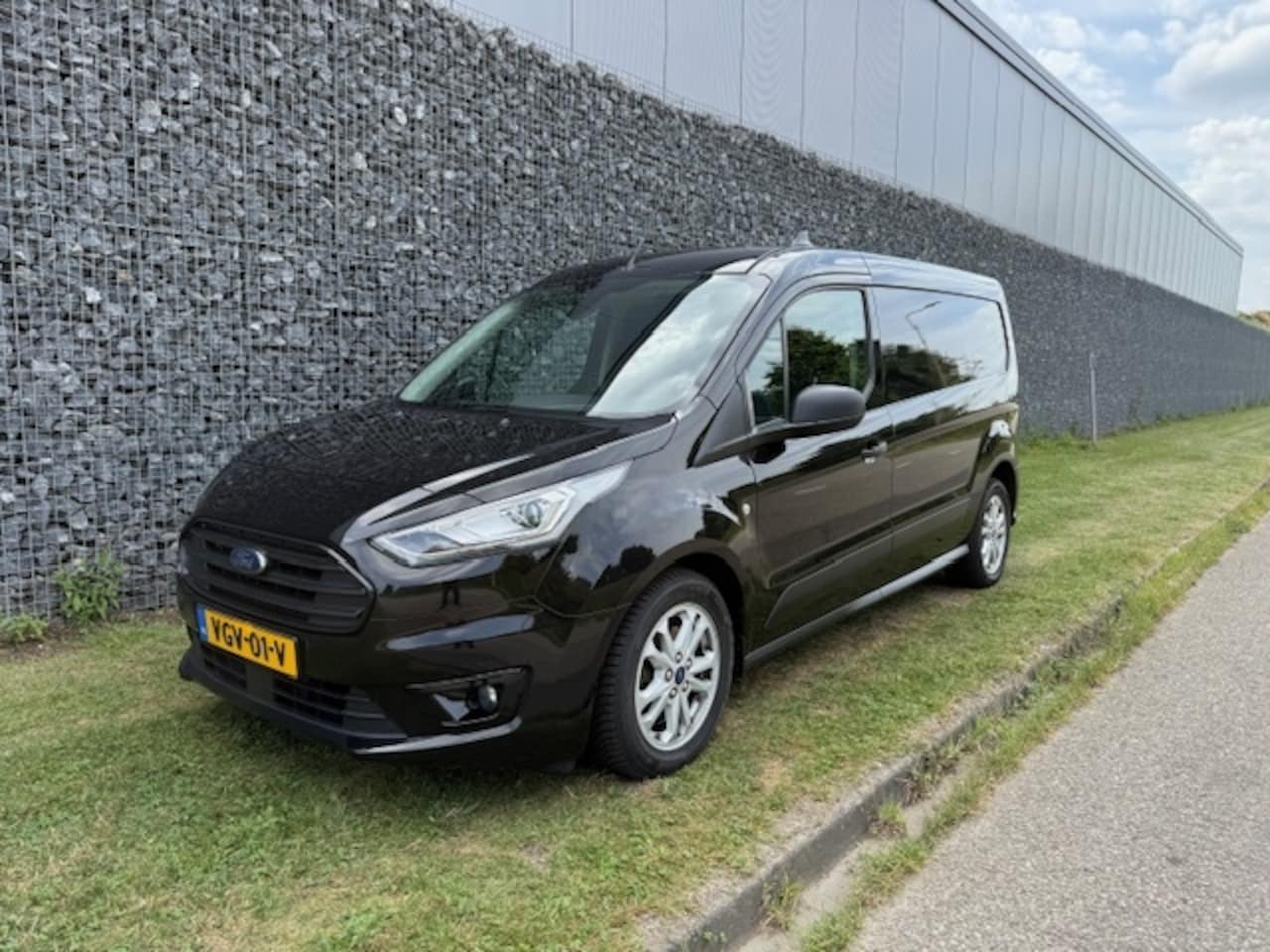 Ford Transit Connect - 1.5 EcoBlue L2 Trend AUTOMAAT - AutoWereld.nl