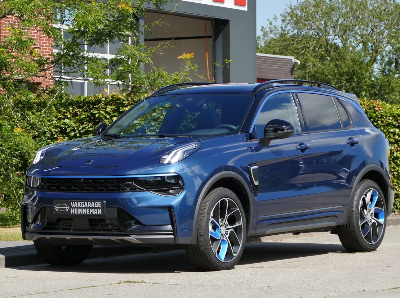 Lynk & Co 01 - 1.5 PHEV | schuifdak | rondomzicht camera | stoelverwarming | Apple carplay/Android Auto - AutoWereld.nl