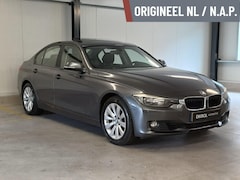 BMW 3-serie - 320i Executive Automaat (Org NL/2e Eigenaar/NAP)