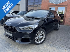 BMW X2 - sDrive18i Executive | Stoelverwarming | Sportstoel | Elektrische Achterklep en meer