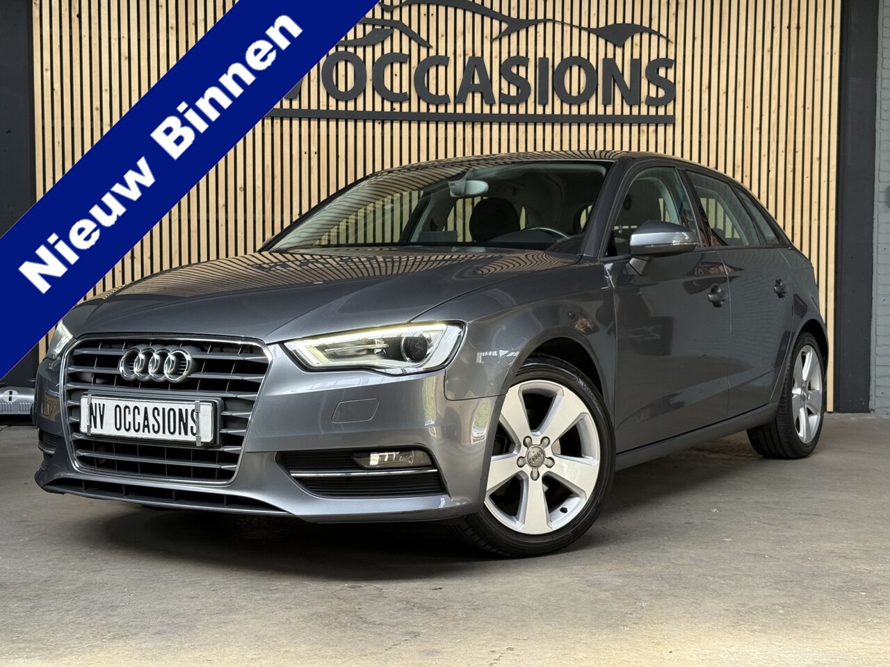 Audi A3 Sportback - 1.2 TFSI Ambition Pro Line plus ECC/17"LV/LED/NAVI/BLUETOOTH/MFS/CRUISE/SPORTIEF! - AutoWereld.nl