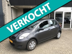 Toyota Yaris - 1.0 VVTi Acces / AIRCO KOUD / 5 DEURS / APK 2026 / NWE ALL SEASON BANDEN