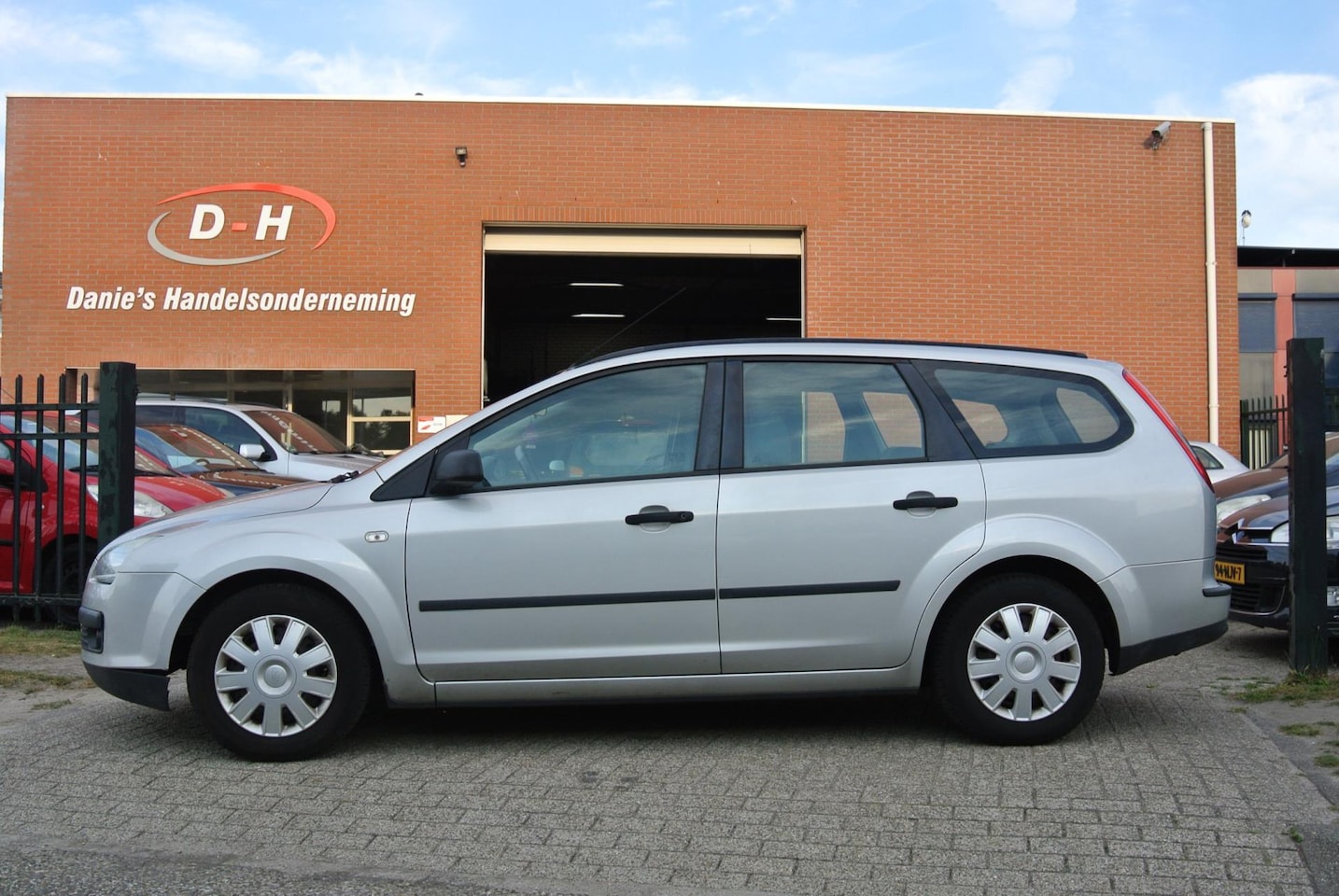 Ford Focus Wagon - 1.4-16V Ambiente airco stuurbekrachtiging deffect - AutoWereld.nl