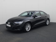Audi A3 Limousine - 30 TFSI 110PK S-tronic · Apple Car Play · Camera + Parkeersensoren · Lane assist · Garanti