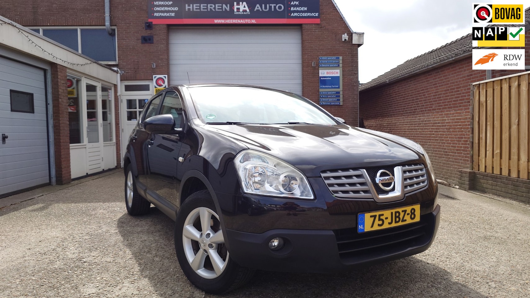 Nissan Qashqai - 1.6 Acenta 1.6 Acenta, Trekhaak, Clima, Cruise control - AutoWereld.nl