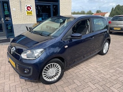 Volkswagen Up! - 1.0 high up BlueMotion-NAV-PDC-NL AUTO