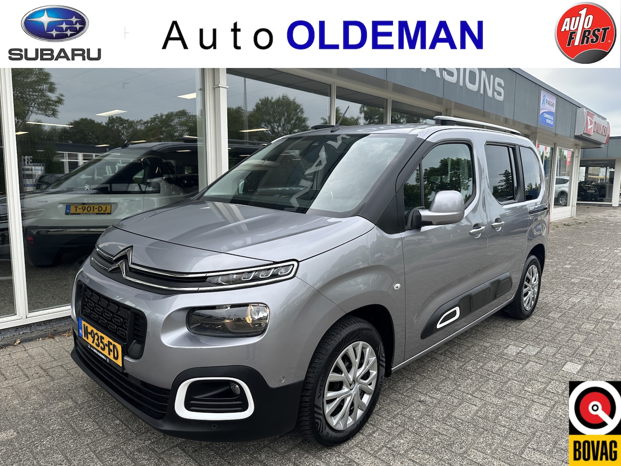 Citroën Berlingo - 1.2 PureTech Shine CLIMA,CARPLAY,2X SCHUIFDEUR - AutoWereld.nl