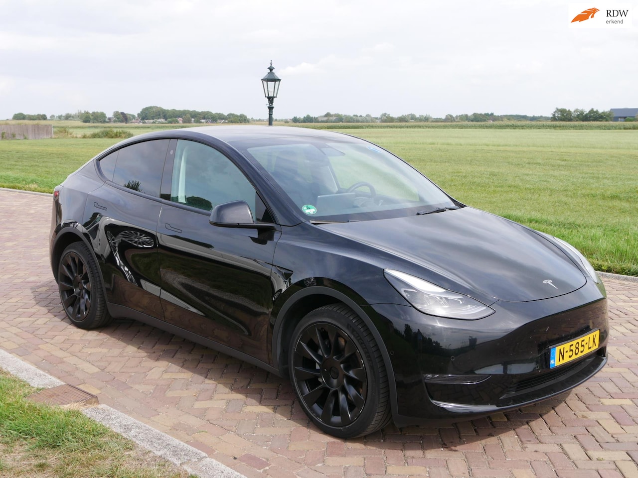 Tesla Model Y - Long Range AWD 75 kWh 11-2021 ** 28999 NETTO ** - AutoWereld.nl
