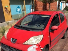 Peugeot 107 - 1.0-12V XS