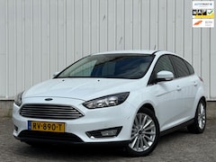 Ford Focus - 1.5 Titanium (150PK) 1e Eigenaar, Trekhaak, Climate, Navi, Camera, Cruise, PDC, DealerOnde