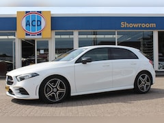 Mercedes-Benz A-klasse - A 180 136pk 7G-DCT Business Solution AMG | Orig. NL | Sfeerverlichting | Camera |