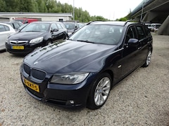 BMW 3-serie Touring - 318i Business Line Airco Cruise Control Elektrische Ramen Bluetooth