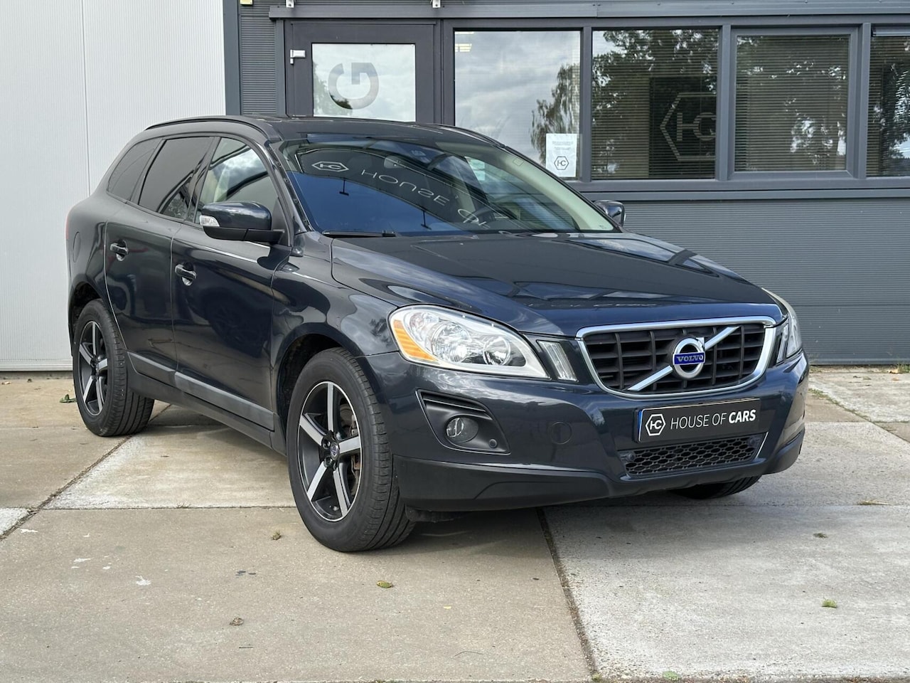 Volvo XC60 - 3.2 AWD Summum Automaat Clima Cruise Leder PDC - AutoWereld.nl