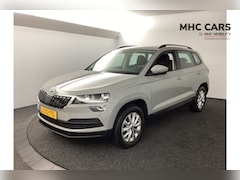 Skoda Karoq - 1.5 TSI ACT Business Edition | Trekhaak | Lichtmetaal | Carplay | Cruise |