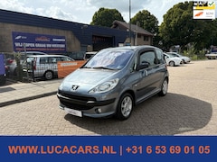 Peugeot 1007 - 1.6-16V Sublime AUTOMAAT + NIEUWE APK