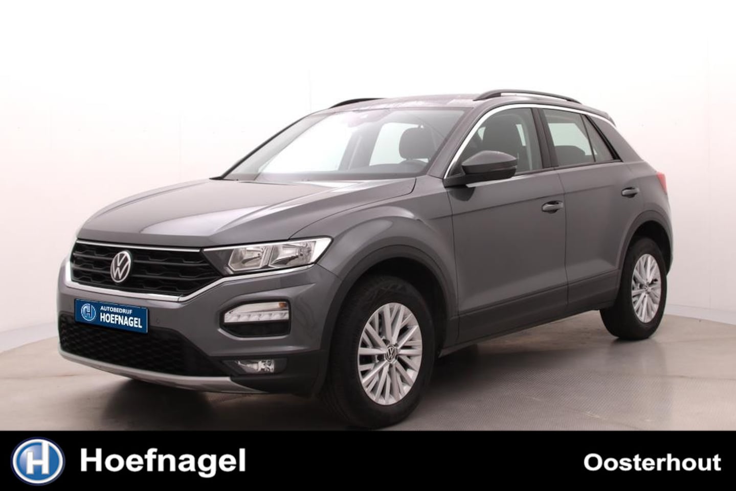 Volkswagen T-Roc - 1.5 TSI Style Automaat | Camera | Parkeersensoren | Adaptive Cruise Control | Trekhaak | S - AutoWereld.nl