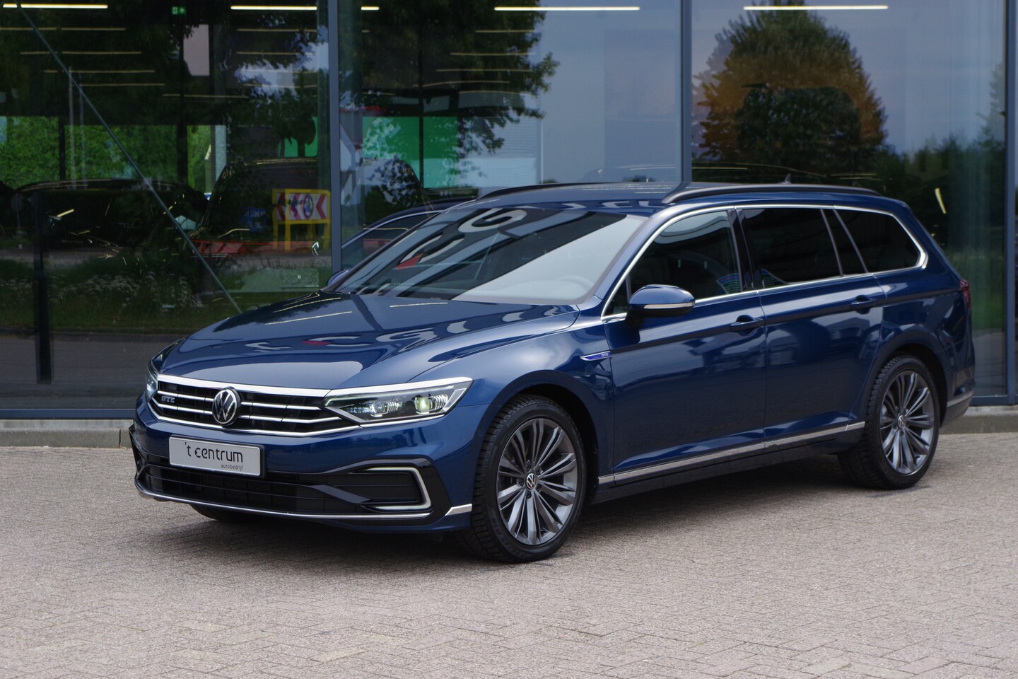 Volkswagen Passat Variant - 1.4 TSI PHEV GTE 218 PK BNS, Matrix-LED, Trekhaak, Winterpakket, Camera - AutoWereld.nl