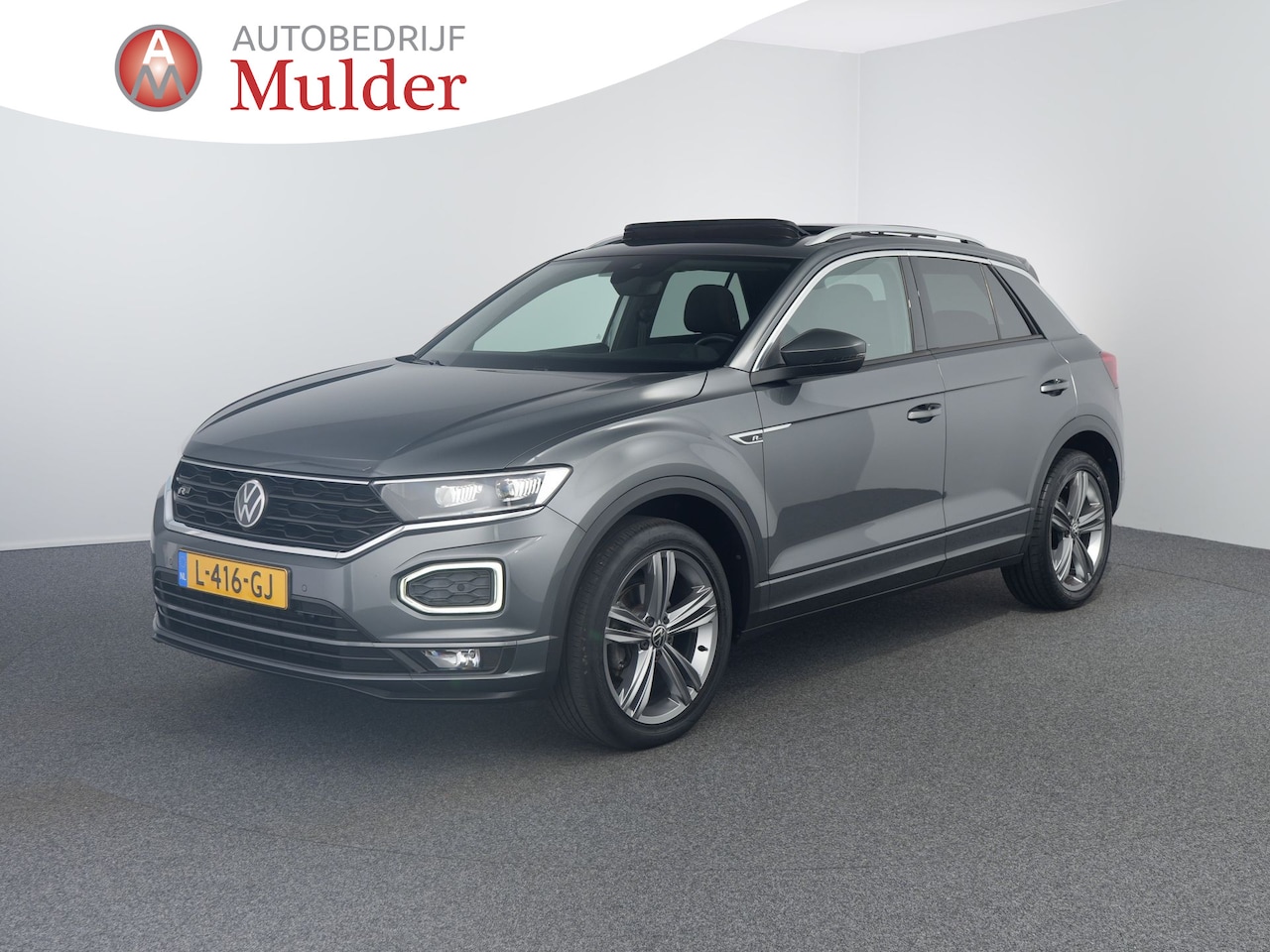 Volkswagen T-Roc - 1.5 TSI Sport Business R-Line | Pano | trekhaak | ACC | Carplay - AutoWereld.nl