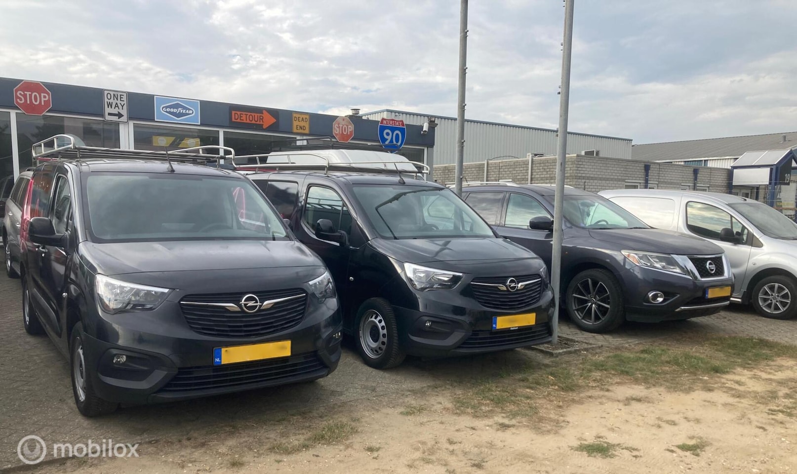 Opel Combo - 1.5HDI L2H1 AIRCO EURO 6 € 9500,- +21% BTW / TAX - AutoWereld.nl