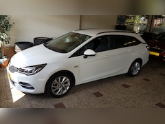 Opel Astra Sports Tourer - 1.2 Edition