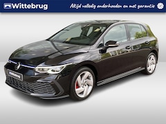 Volkswagen Golf - 1.4 eHybrid 245pk DSG GTE / Navigatie / LED / Stuur & Stoelverwarming / 17" LMV