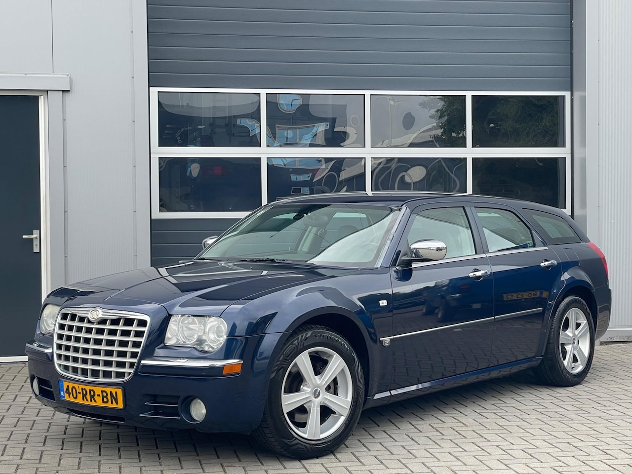 Chrysler 300C Touring - 3.5 V6 | Leder | Xenon | Navi | Cruise control | Stoelverwarming - AutoWereld.nl