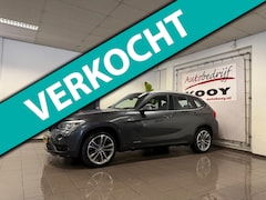 BMW X1 - SDrive20i High Executive * Automaat / Panoramadak / Leder / Xenon / NL Auto