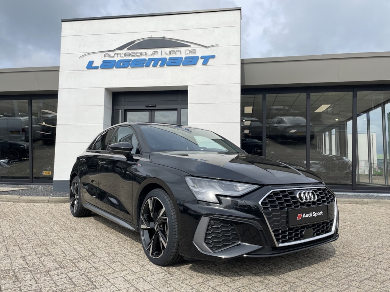 Audi A3 Sportback - A3 30 1.0 TFSI Sportback S line Digitaal Dash - AutoWereld.nl