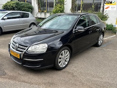Volkswagen Jetta - 1.6 FSI Comfortline