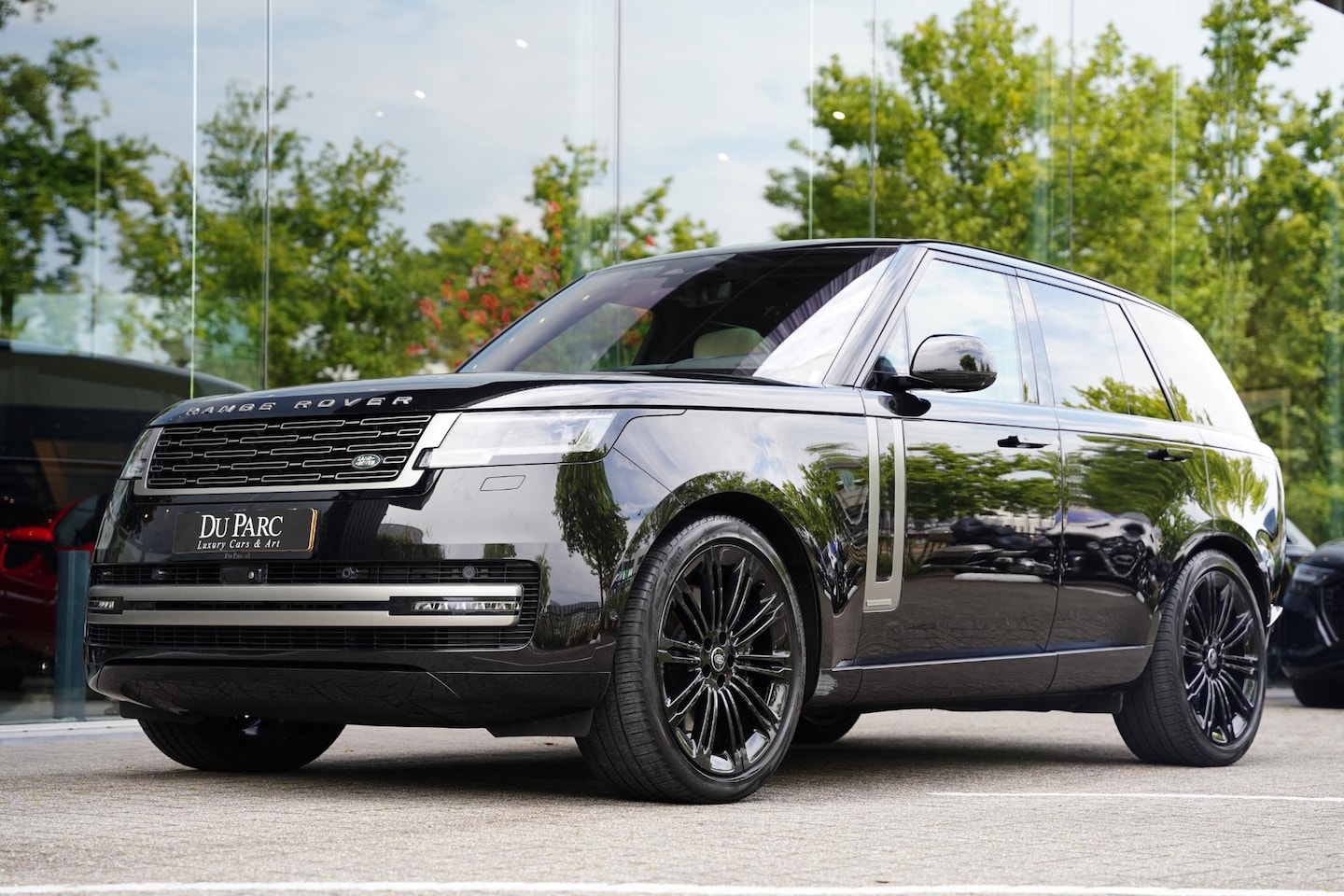 Land Rover Range Rover - 4.4 P530 Autobiography BTW Meridian Signature 23 inch Panoramadak - AutoWereld.nl