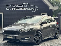 Ford Focus - 1.0 125PK ST Line Business Navigatie Cruise Control Climate Control LED CAMERA