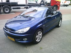 Peugeot 206 CC - 1.6-16V Premium clima (airco ijs koud) apk tot 10-2026