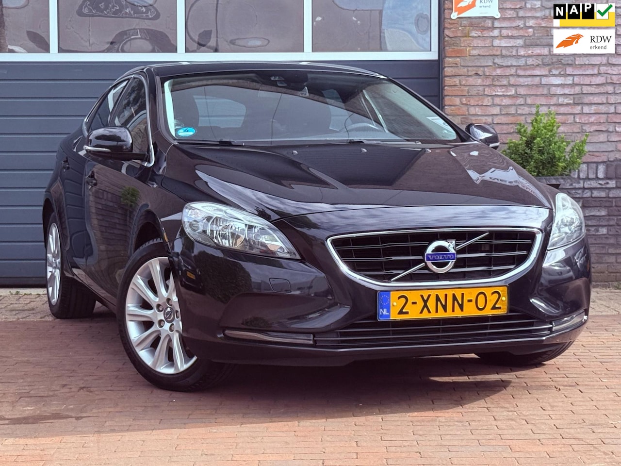 Volvo V40 - 1.6 T2 Momentum|Navi.|Climate|1e Eig. - AutoWereld.nl