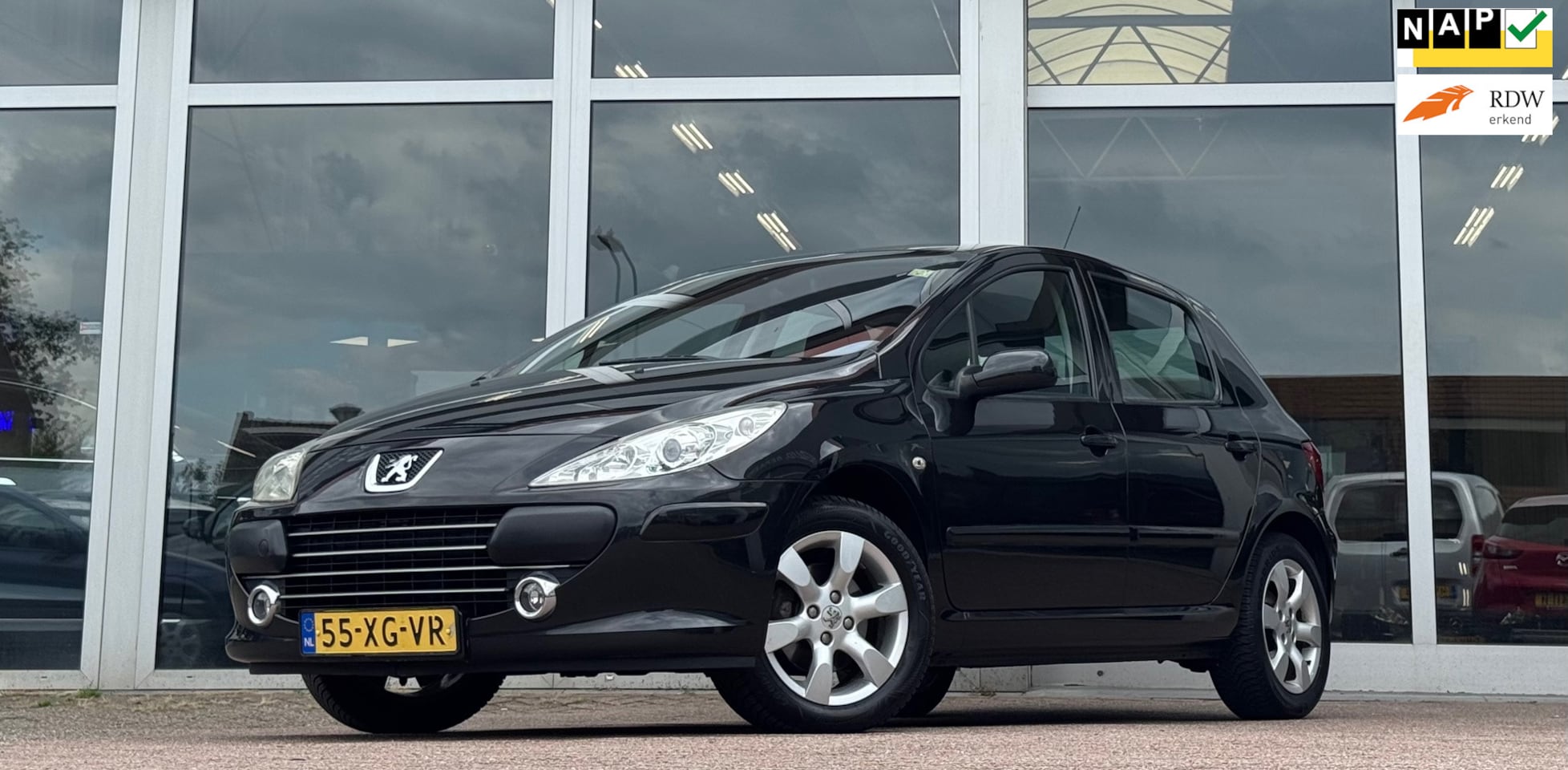 Peugeot 307 - 2.0-16V Premium 2.0-16V Premium - AutoWereld.nl