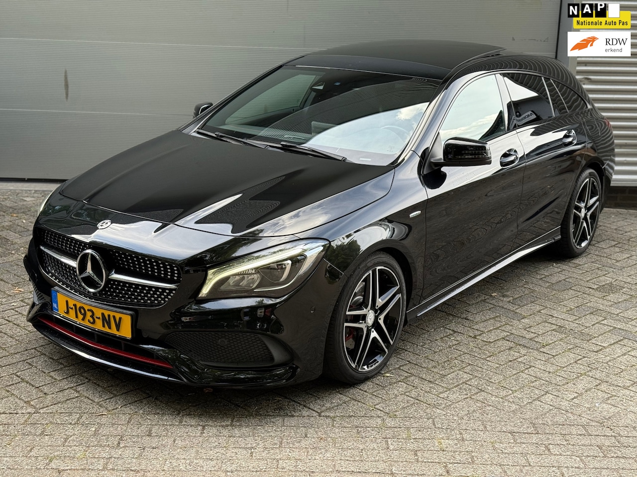 Mercedes-Benz CLA-klasse Shooting Brake - 250 Sport 4MATIC Prestige AMG l Pano l Climate l ILS l Camera l Memory l - AutoWereld.nl