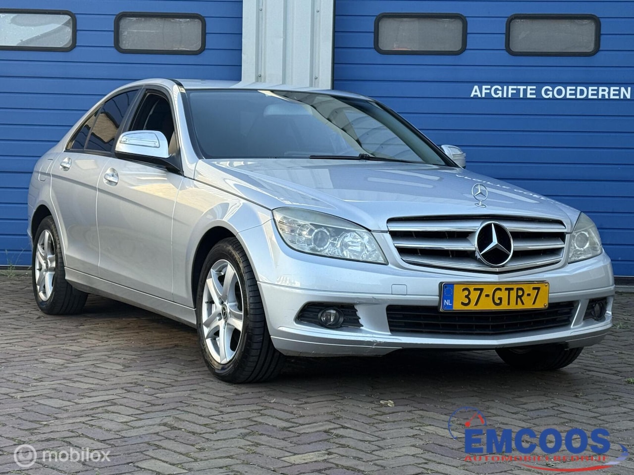 Mercedes-Benz C-klasse - 180 K * Airco * Carplay * Navigatie * - AutoWereld.nl