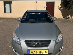 Kia Cee'd - 1.6 X-clusive